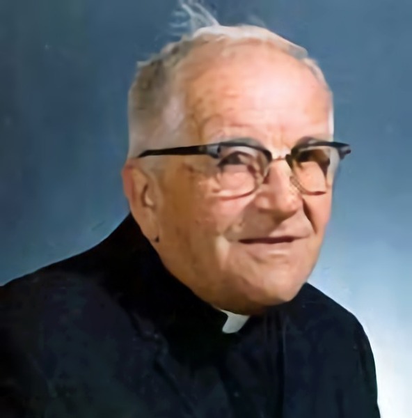 Monsignor "Pére" Athol Murray